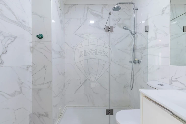 Apartamento T0 para Venda em Beato Foto 13