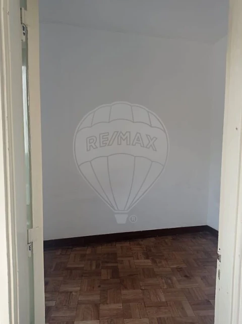 Escritório para Arrendamento em Avenidas Novas