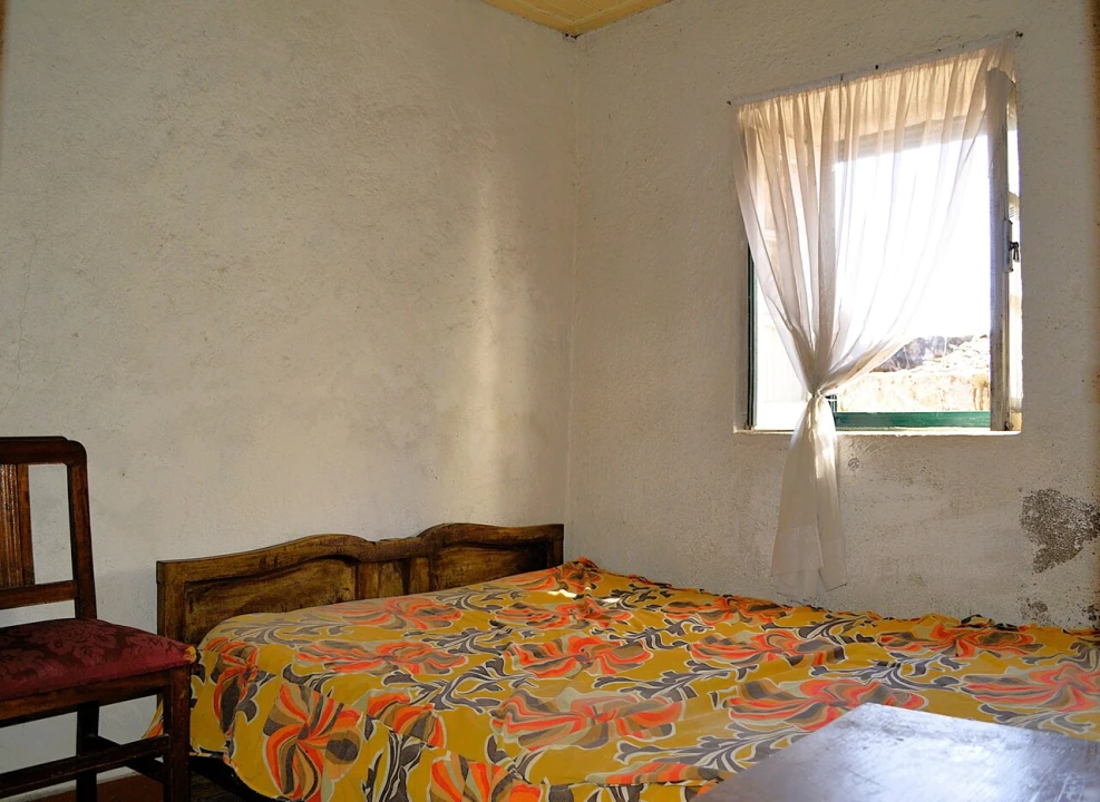 Moradia T2 para Venda em Lapa do Lobo Foto 9