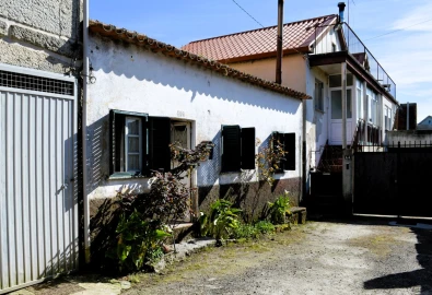 Moradia T2 para Venda em Lapa do Lobo