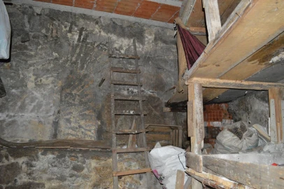 Moradia T2 para Venda em Lapa do Lobo