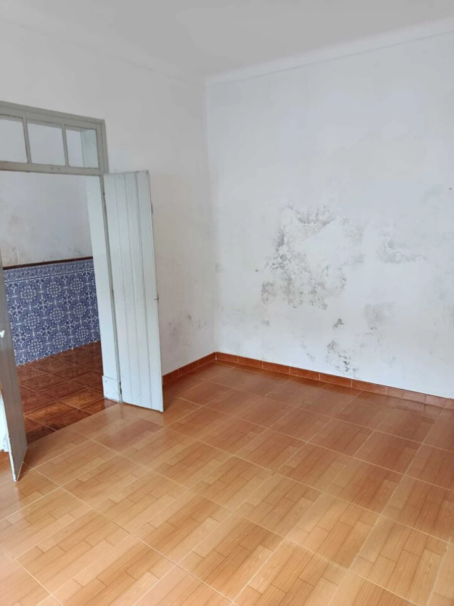 Moradia T1 para Venda em Vila Nova da Baronia Foto 2