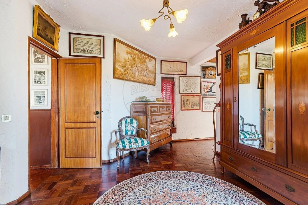 Moradia T5 para Venda em São Domingos de Rana Foto 12