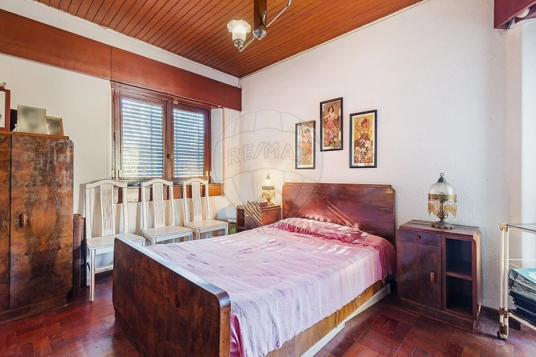 Moradia T5 para Venda em São Domingos de Rana Foto 17