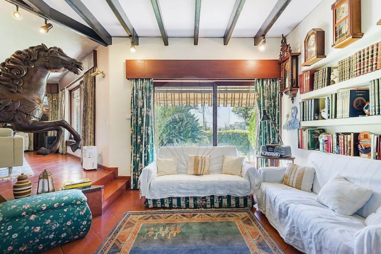 Moradia T5 para Venda em São Domingos de Rana Foto 6