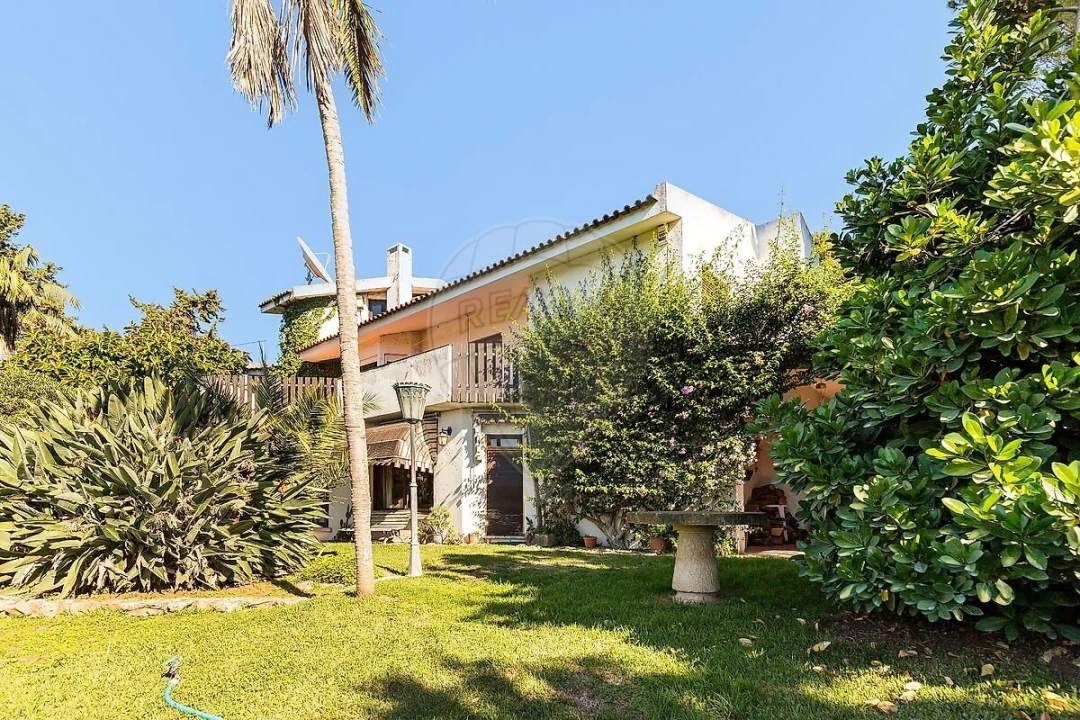 Moradia T5 para Venda em São Domingos de Rana Foto 22