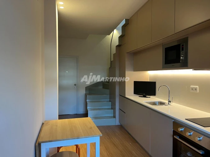 Apartamento T1 para Arrendamento em Cedofeita, Santo Ildefonso, Sé, Miragaia, São Nicolau e Vitória Foto 6