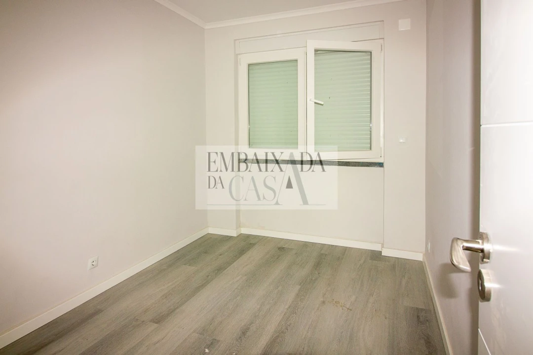 Apartamento T2 para Venda em Benfica Foto 20