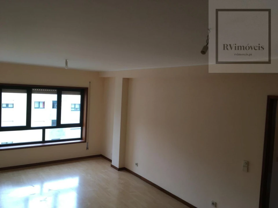 Apartamento T2 para Venda em São Mamede de Infesta e Senhora da Hora Foto 11