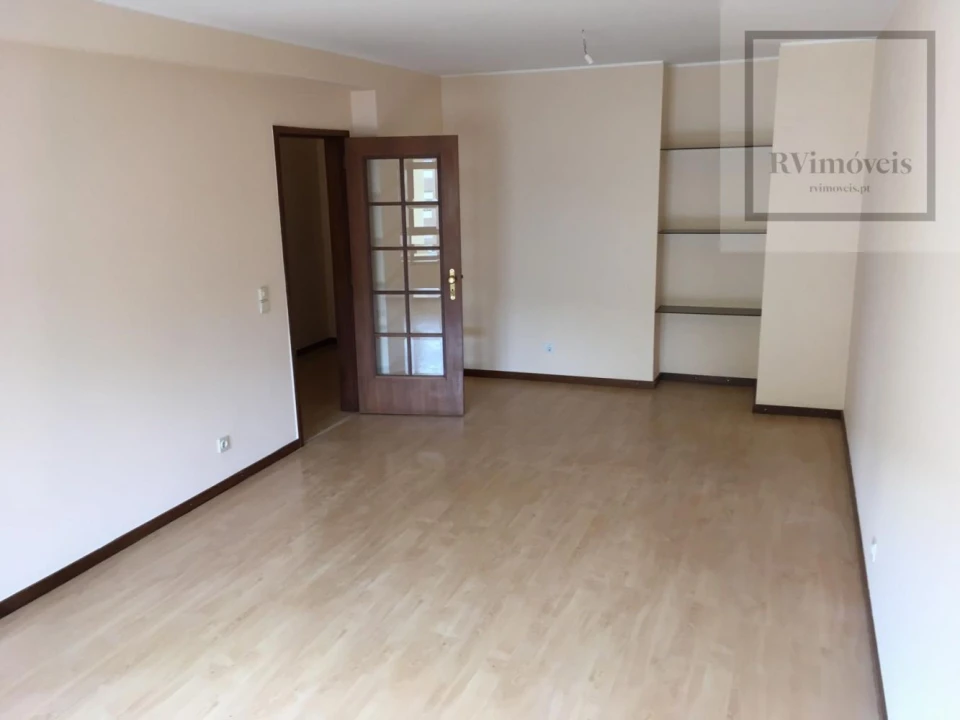 Apartamento T2 para Venda em São Mamede de Infesta e Senhora da Hora Foto 13