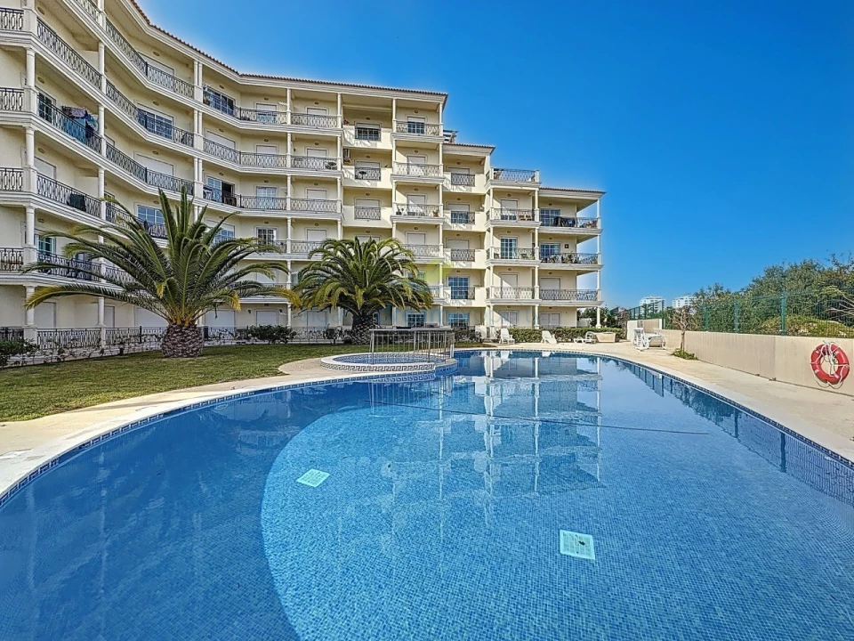 Apartamento T2 para Venda em Albufeira e Olhos de Água Foto 2