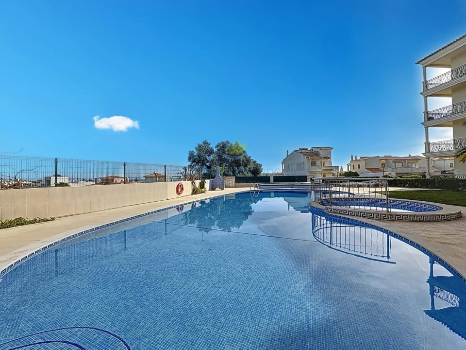 Apartamento T2 para Venda em Albufeira e Olhos de Água Foto 3
