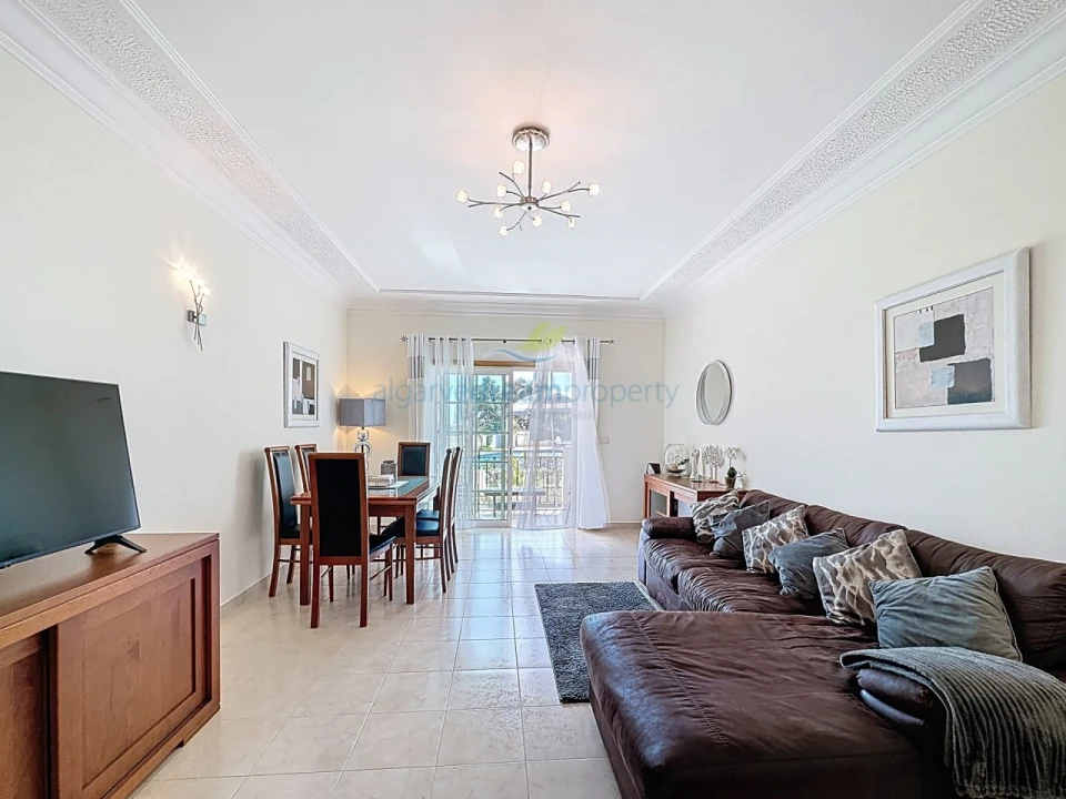 Apartamento T2 para Venda em Albufeira e Olhos de Água Foto 5