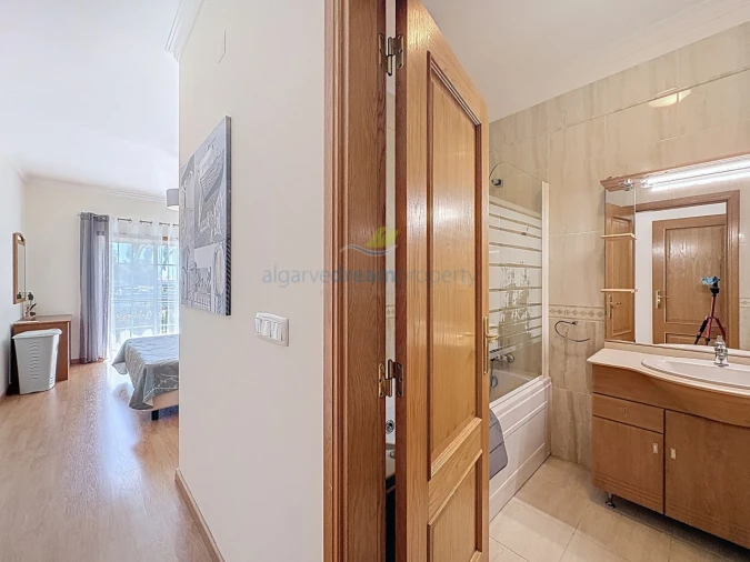 Apartamento T2 para Venda em Albufeira e Olhos de Água Foto 22