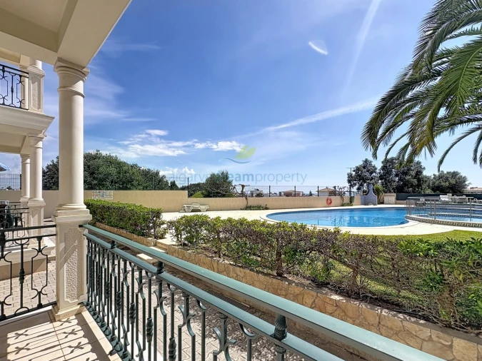 Apartamento T2 para Venda em Albufeira e Olhos de Água Foto 25