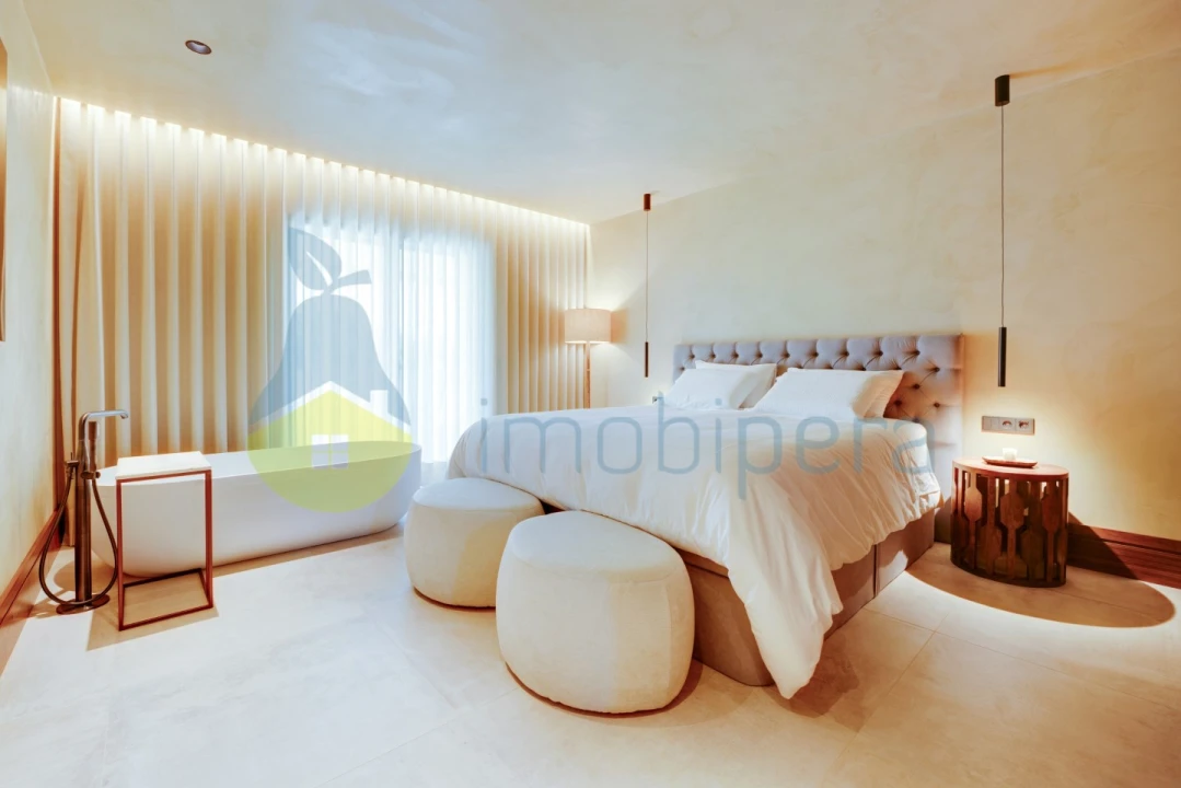 Moradia T5 para Venda em Guia Foto 14