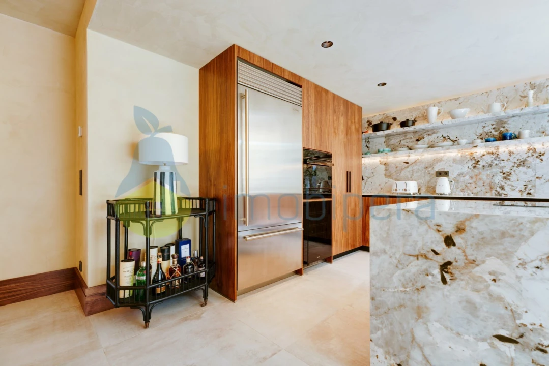 Moradia T5 para Venda em Guia Foto 11