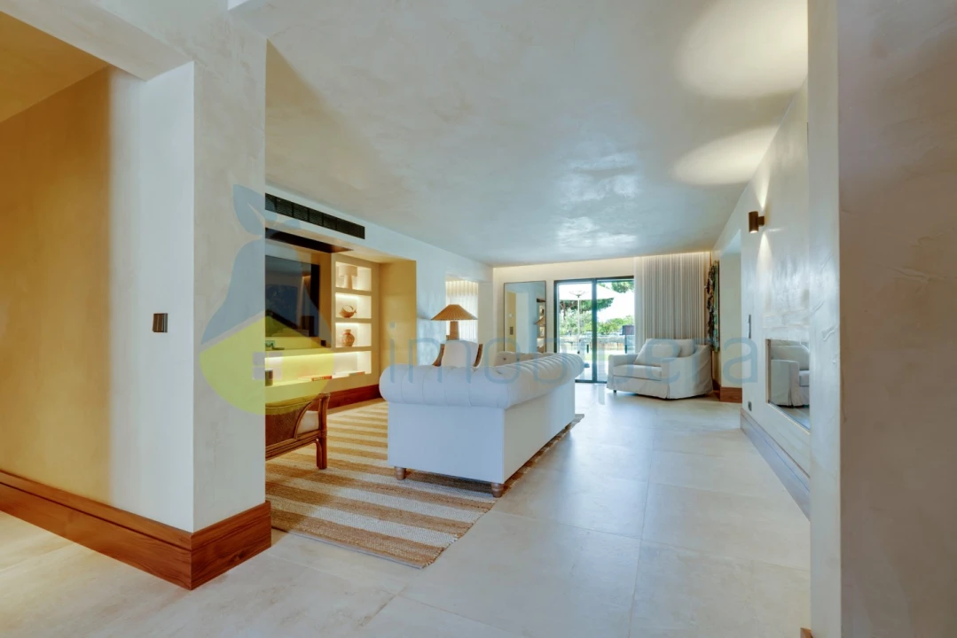 Moradia T5 para Venda em Guia Foto 3