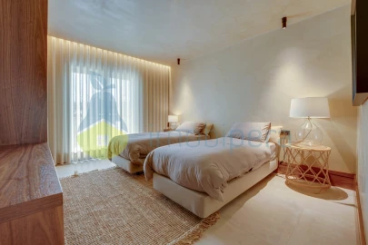 Moradia T5 para Venda em Guia