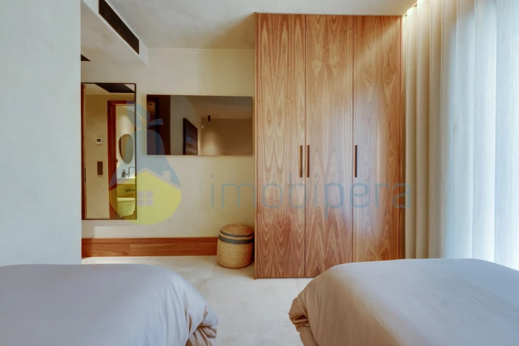 Moradia T5 para Venda em Guia Foto 18