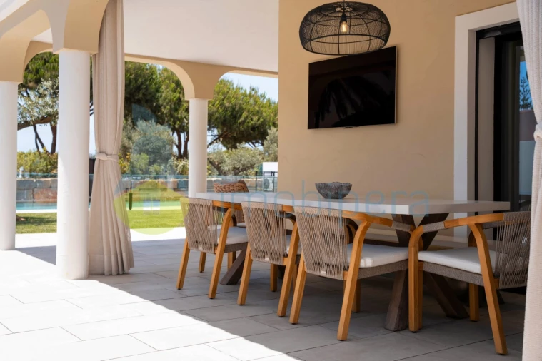 Moradia T5 para Venda em Guia Foto 20