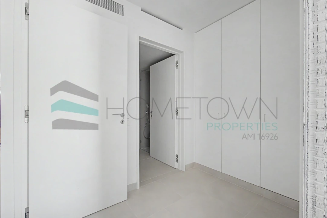 Apartamento T2 para Venda em Quarteira Foto 17