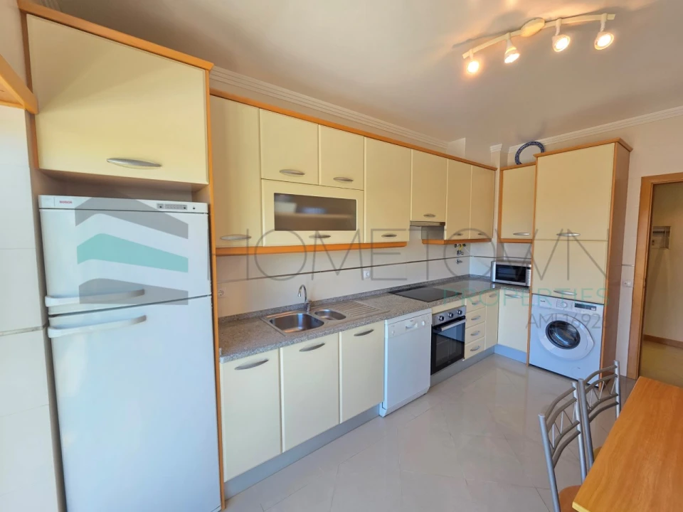 Apartamento T2 para Venda em Albufeira e Olhos de Água Foto 5