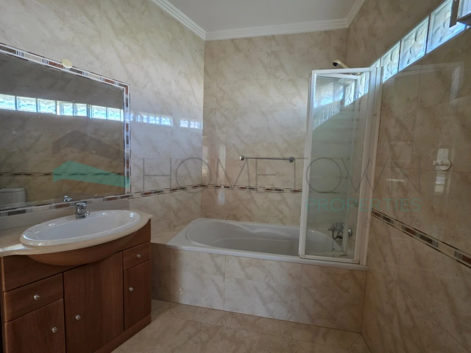 Apartamento T2 para Venda em Albufeira e Olhos de Água Foto 12