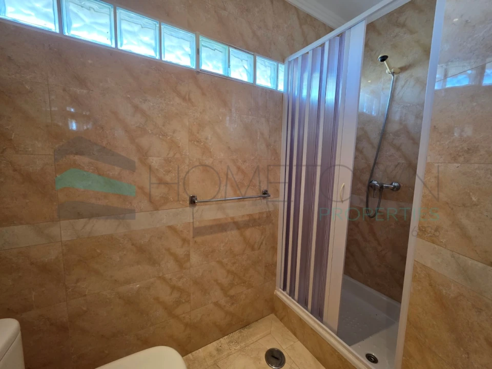 Apartamento T2 para Venda em Albufeira e Olhos de Água Foto 20