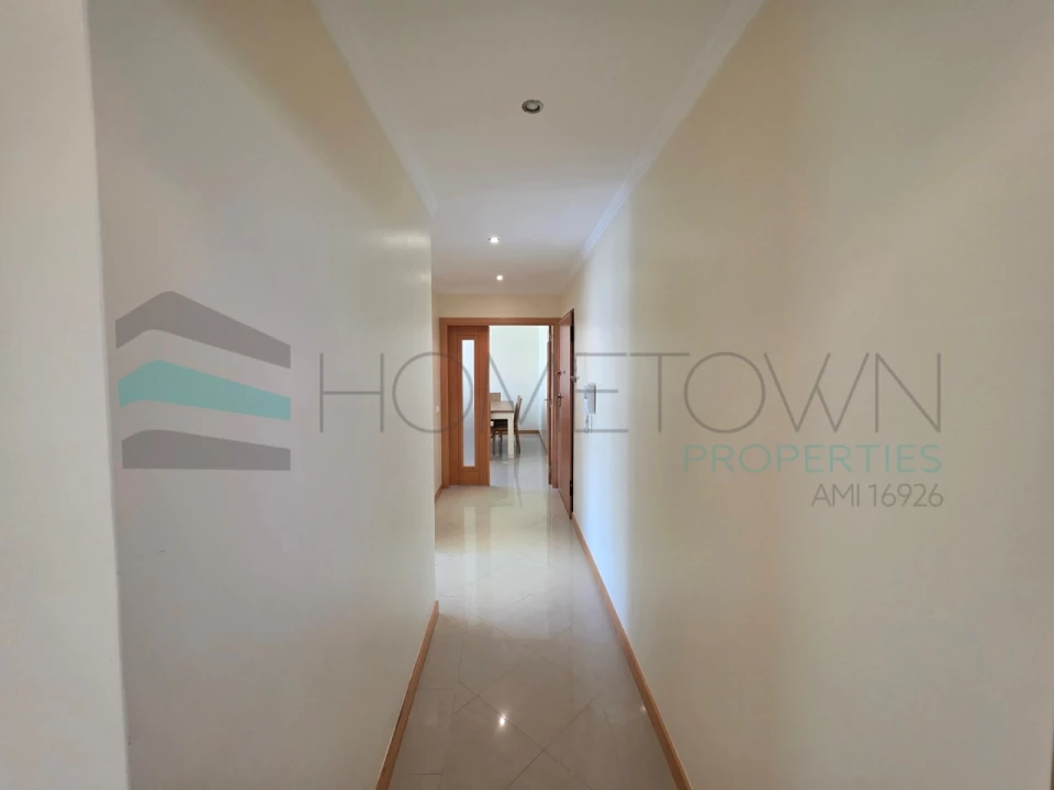 Apartamento T2 para Venda em Albufeira e Olhos de Água Foto 16