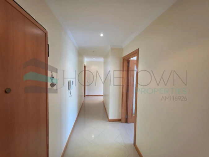 Apartamento T2 para Venda em Albufeira e Olhos de Água Foto 9