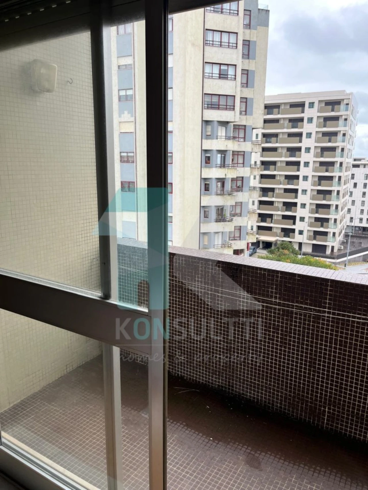 Apartamento T1 para Venda em Santa Marinha e São Pedro da Afurada Foto 22