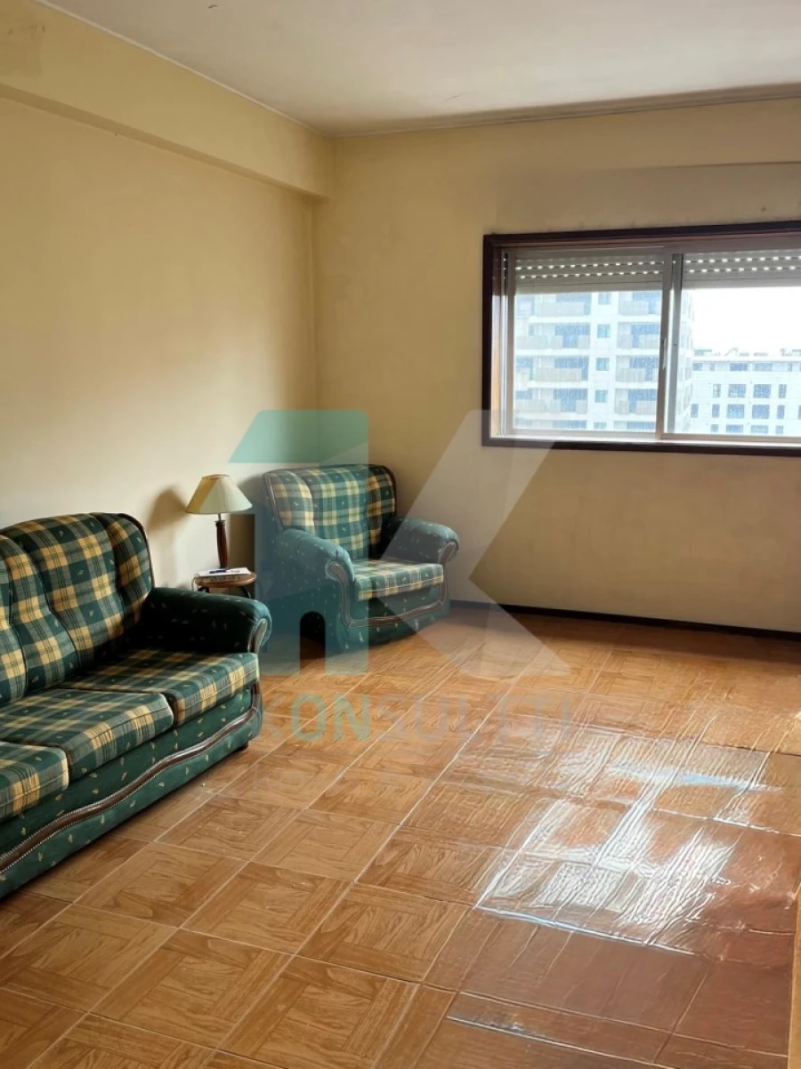 Apartamento T1 para Venda em Santa Marinha e São Pedro da Afurada Foto 4