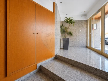 Apartamento T3 para Venda em Glória e Vera Cruz