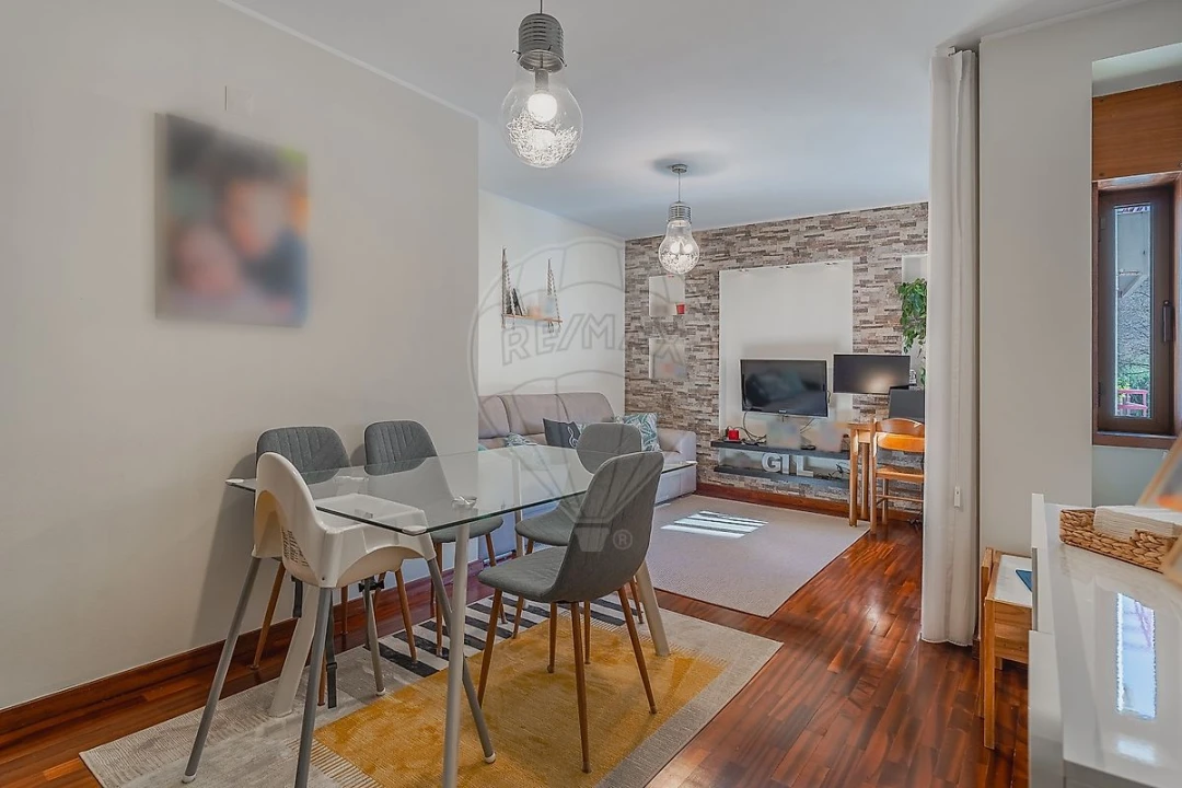Apartamento T3 para Venda em Ramalde Foto 3