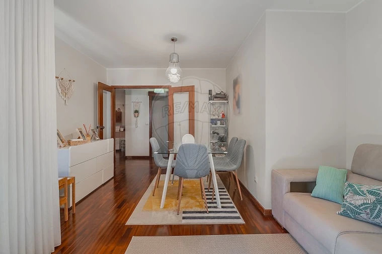 Apartamento T3 para Venda em Ramalde Foto 5