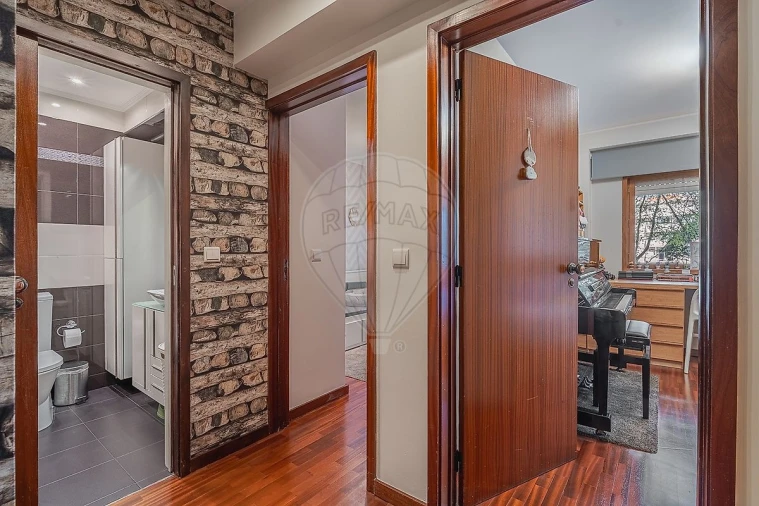 Apartamento T3 para Venda em Ramalde Foto 11