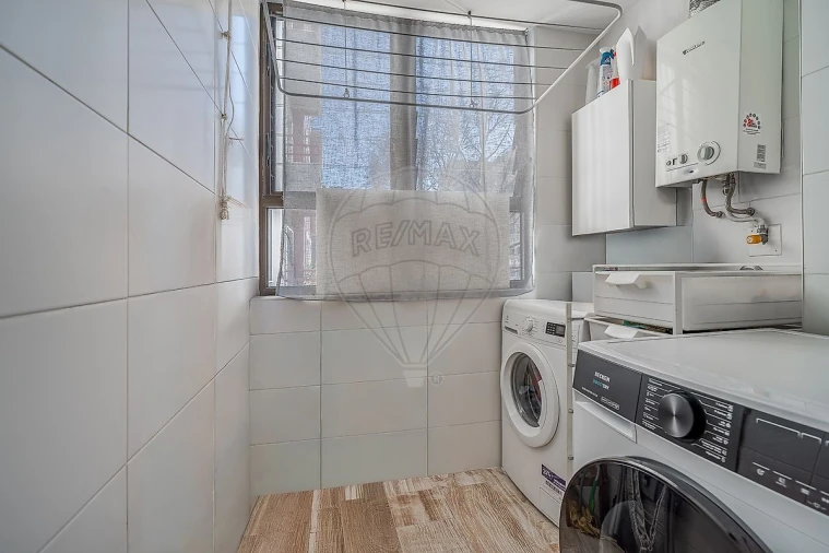 Apartamento T3 para Venda em Ramalde Foto 2