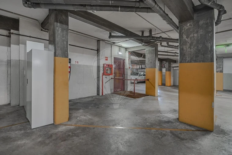 Apartamento T3 para Venda em Ramalde Foto 23