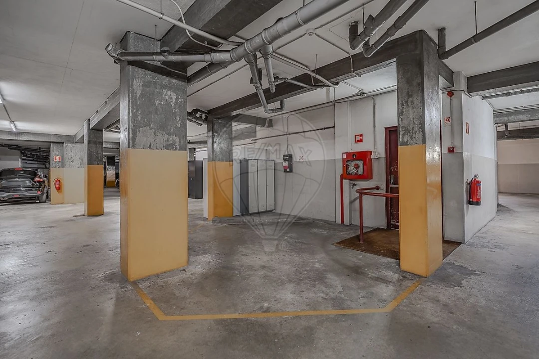 Apartamento T3 para Venda em Ramalde Foto 22
