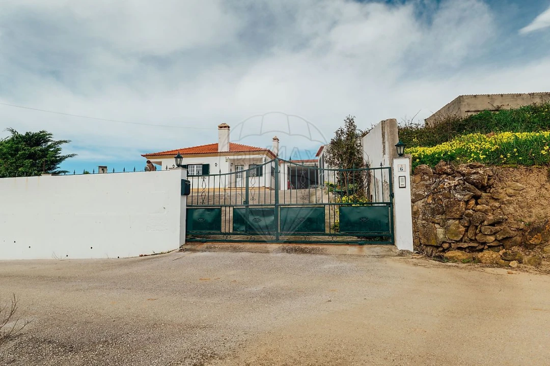 Moradia T3 para Venda em Azueira e Sobral da Abelheira Foto 50