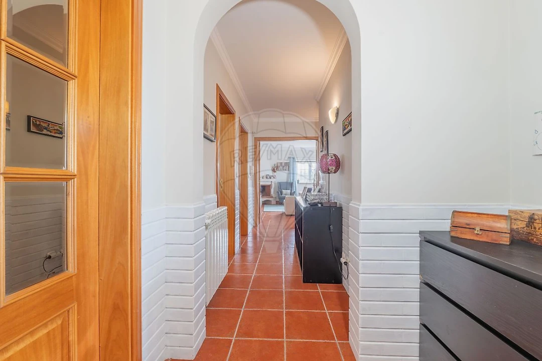 Moradia T3 para Venda em Azueira e Sobral da Abelheira Foto 17