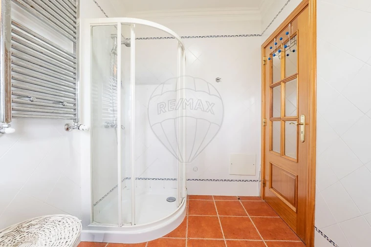 Moradia T3 para Venda em Azueira e Sobral da Abelheira Foto 22