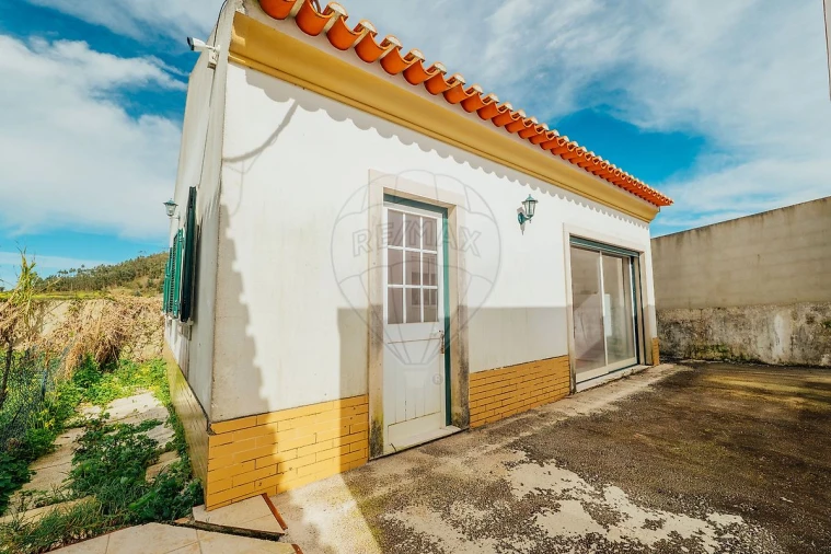 Moradia T3 para Venda em Azueira e Sobral da Abelheira Foto 33