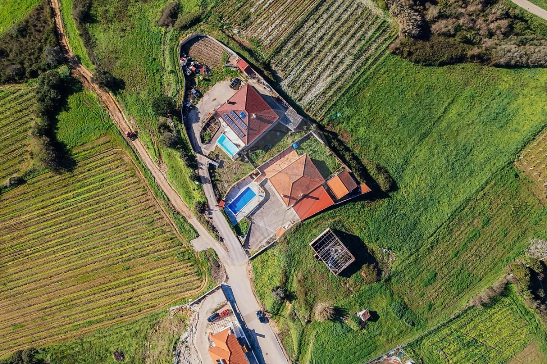 Moradia T3 para Venda em Azueira e Sobral da Abelheira Foto 43