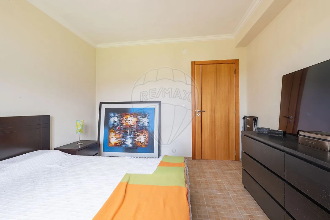 Moradia T3 para Venda em Azueira e Sobral da Abelheira Foto 31