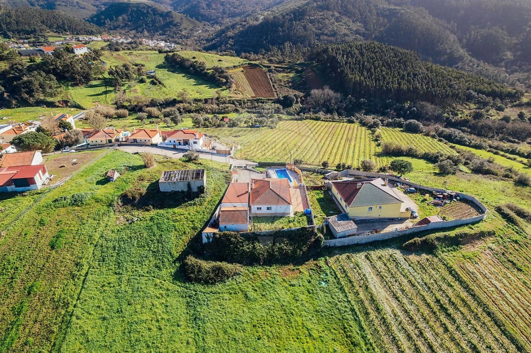 Moradia T3 para Venda em Azueira e Sobral da Abelheira Foto 46