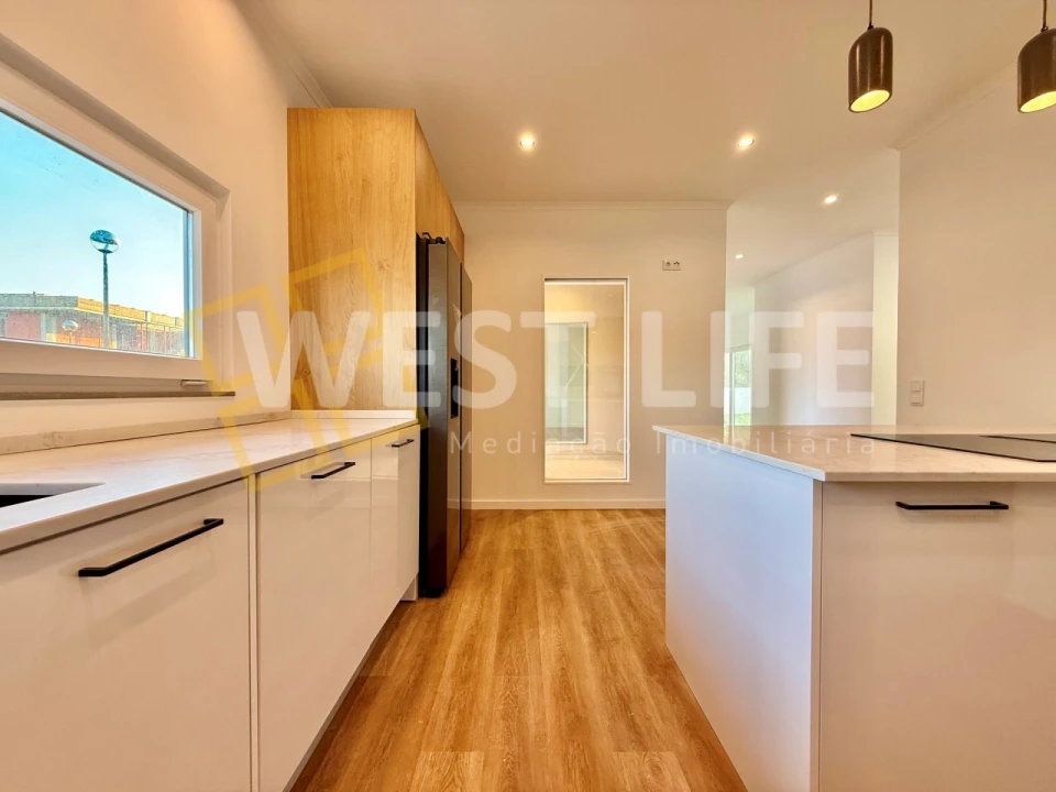 Moradia T3 para Venda em Ericeira Foto 7