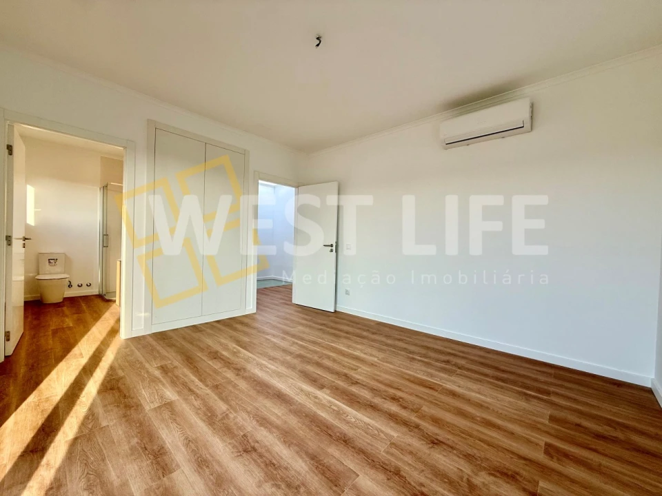 Moradia T3 para Venda em Ericeira Foto 14