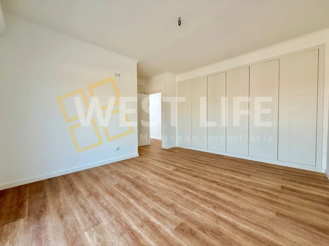 Moradia T3 para Venda em Ericeira Foto 12